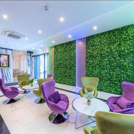 Hotel Business Bay Das Ehemalige Staycation Hotel ジンデルフィンゲン エクステリア 写真