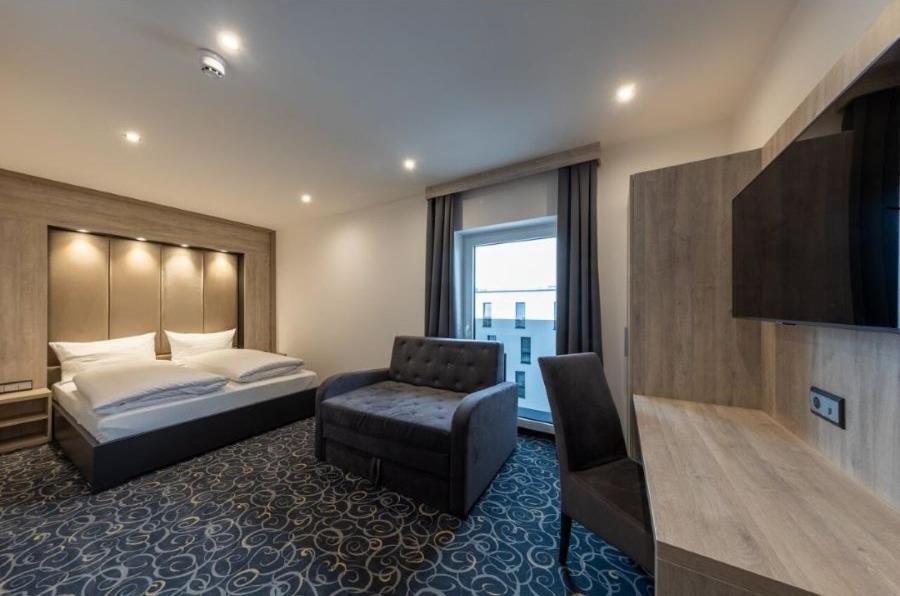 Hotel Business Bay Das Ehemalige Staycation Hotel ジンデルフィンゲン エクステリア 写真